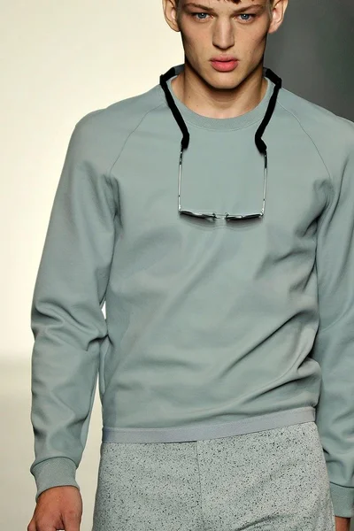 Look 33
